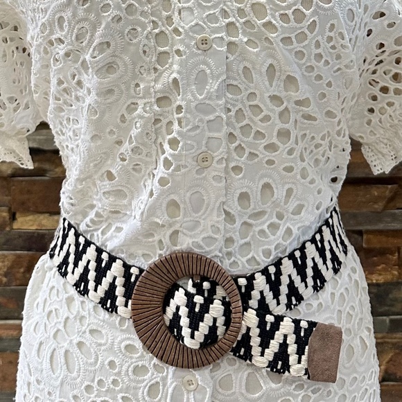 DX Collection Eyelet Button Down Dress Made in Italy White Latte NWT Size Small - Picture 3 of 10